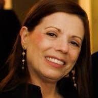 Dra. Sabrina Oliveira Xavier