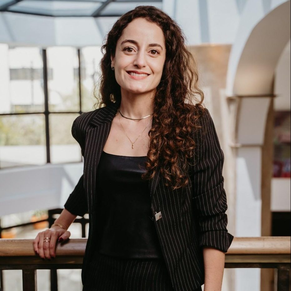 Dra. Gabriela Faustino